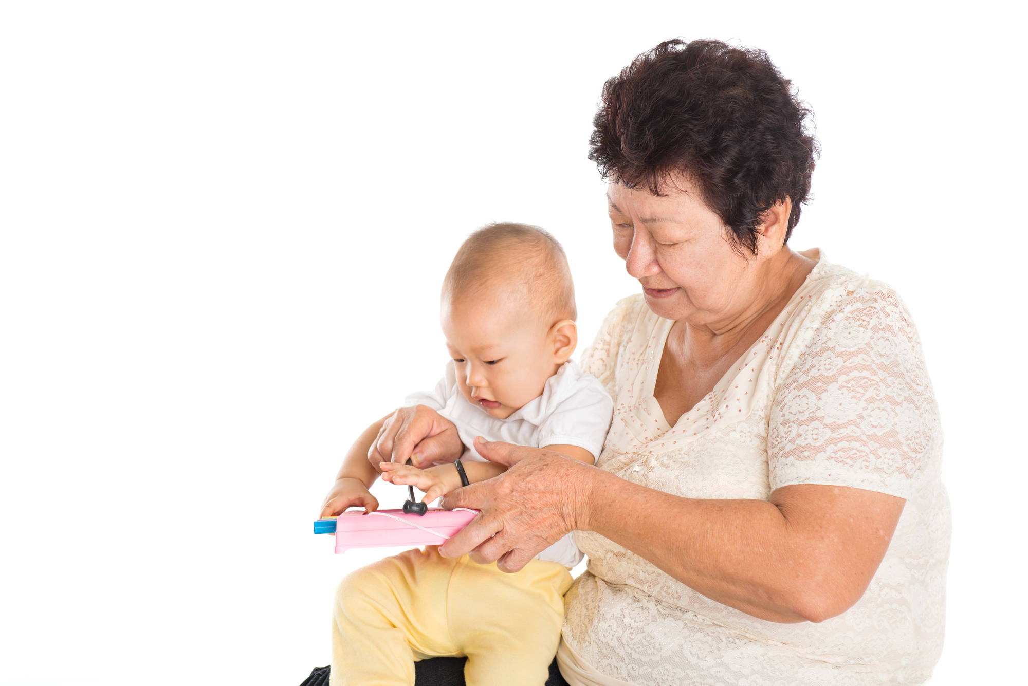 女子怀孕找不到月嫂，给婆婆报培训班