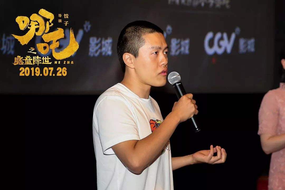 饺子凭什么成为首个八零后百亿票房导演？揭秘其背后的秘密！